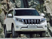    .     Toyota Land Cruiser Prado!